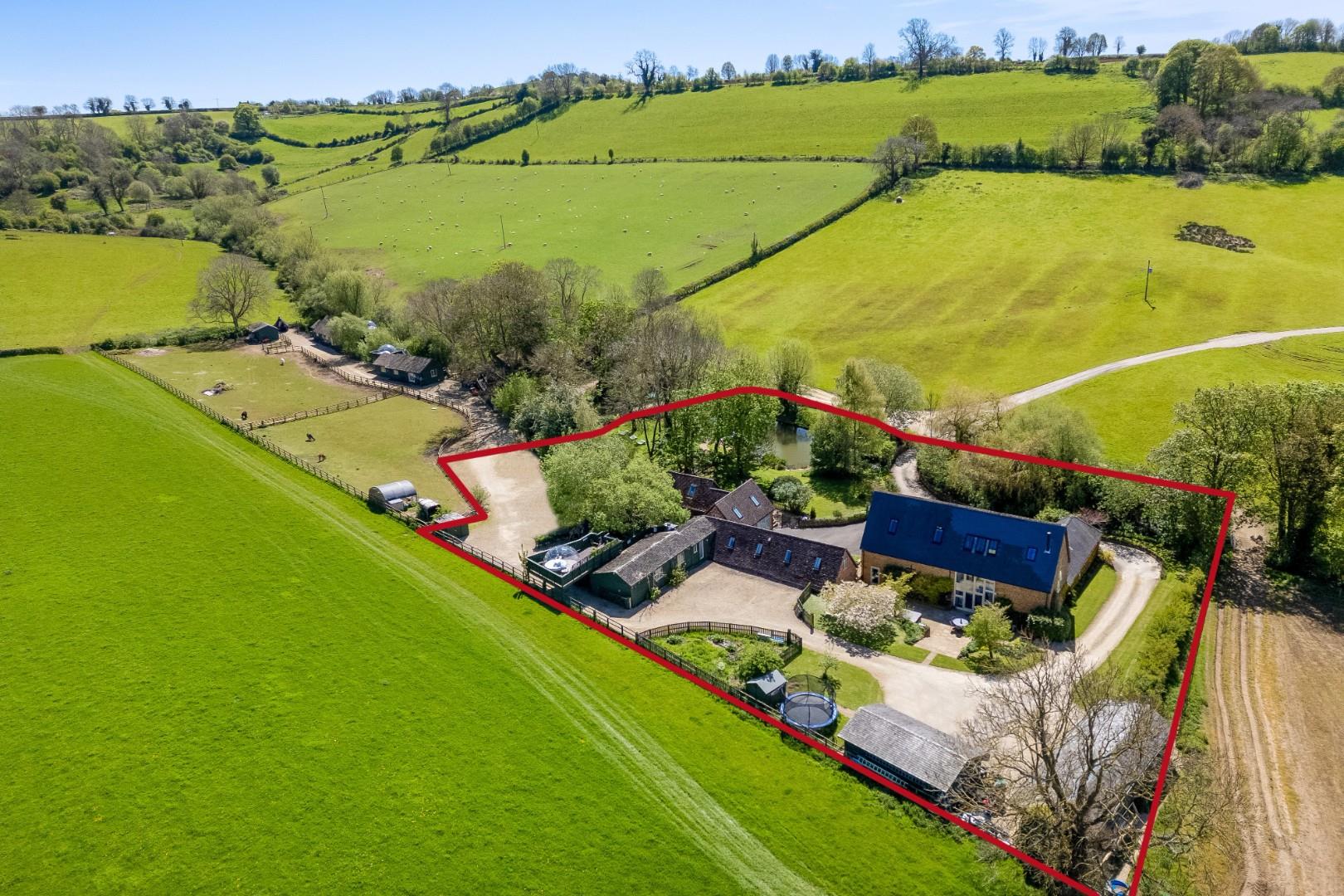 11 Bed, 6 Bath Property For Sale in Shenington Road, CV35 0TH