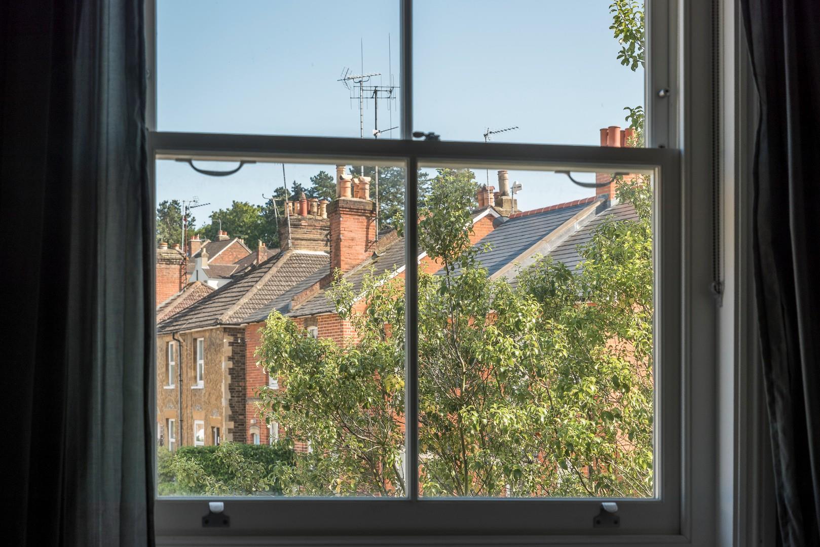 015 27 Cooper Rd, Guildford Hazeldine 20190627 MH1