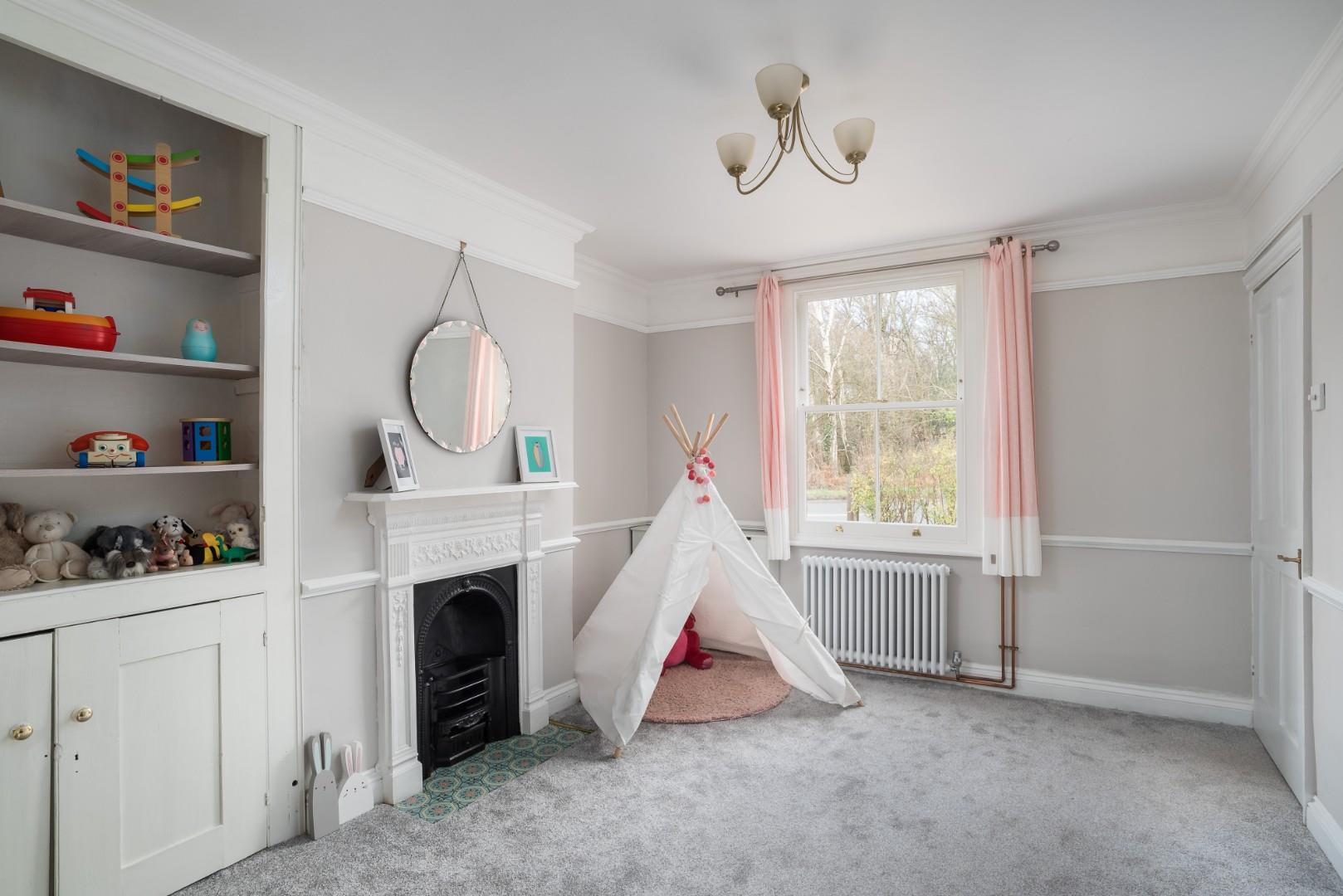 004_Deepdene, Worplesdon_Hazeldine_20200106_MH1973