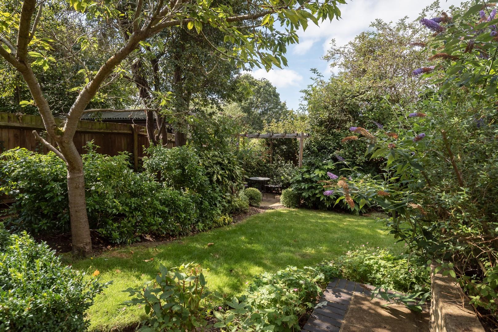 023_Pound Cottage, Old Merrow St_MH13159_Final_Pri