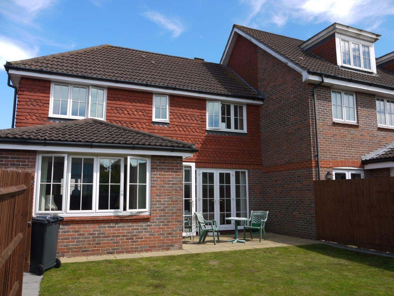 24 Hopkins Close - Rear.jpg