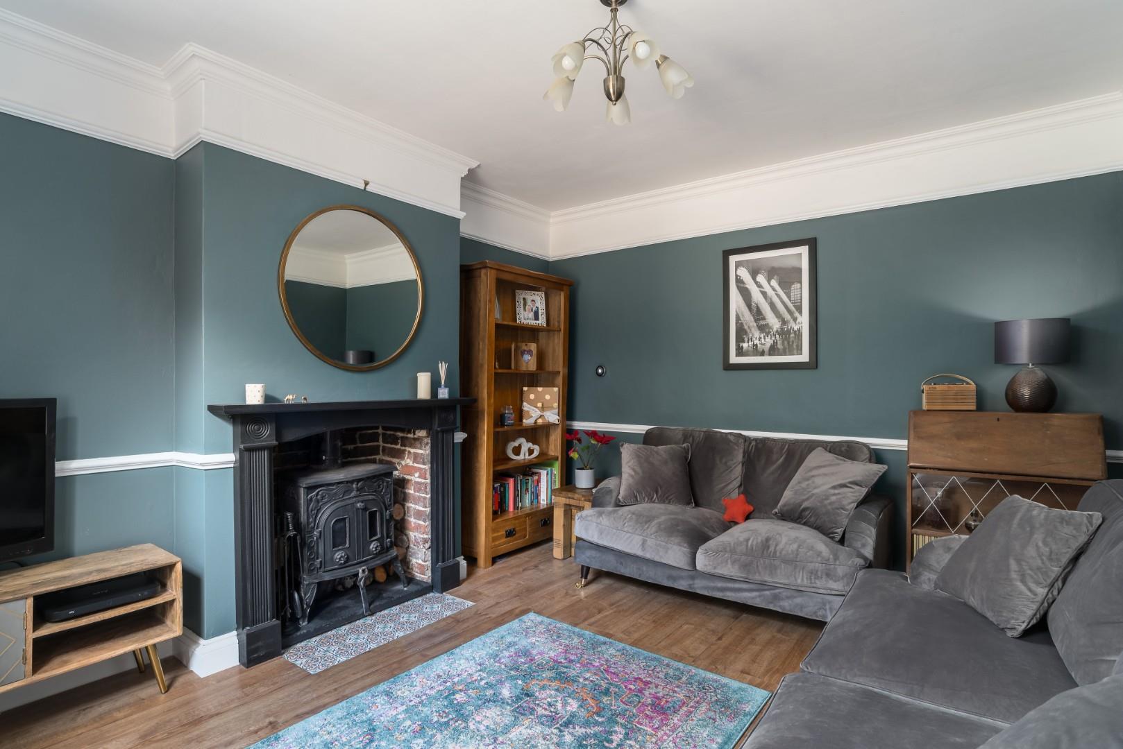 003_Deepdene, Worplesdon_Hazeldine_20200106_MH1974