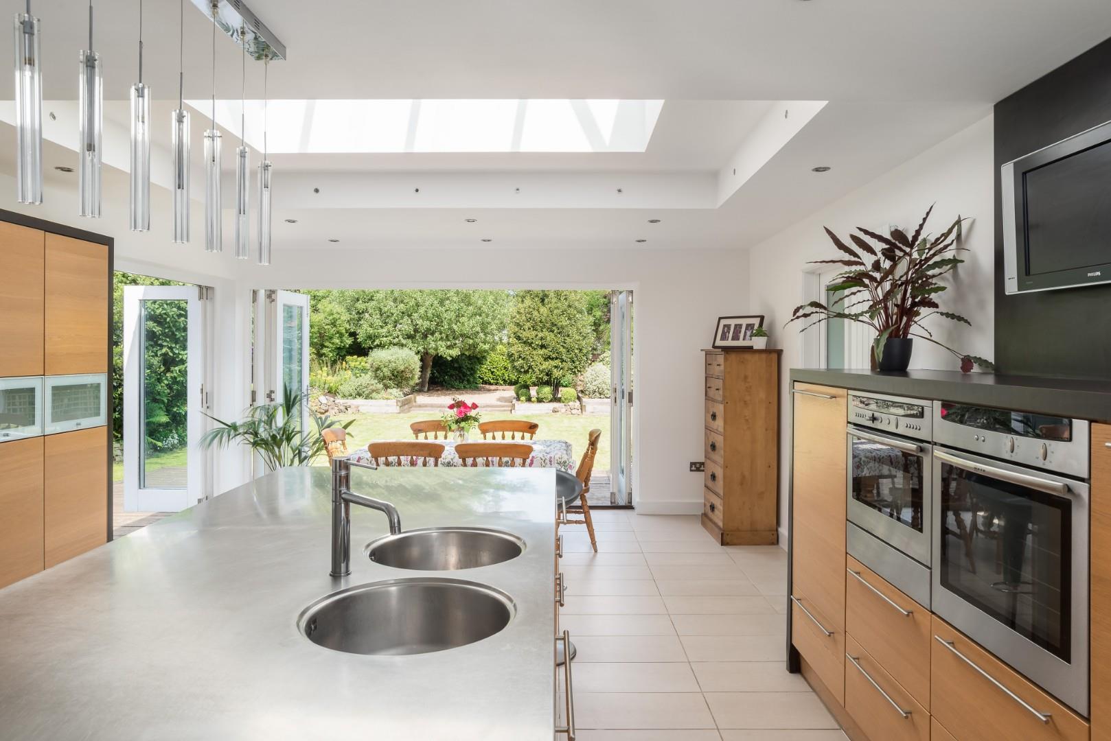 006 4 Ennismore Ave, Guildford 20190522 MH18125 Ed