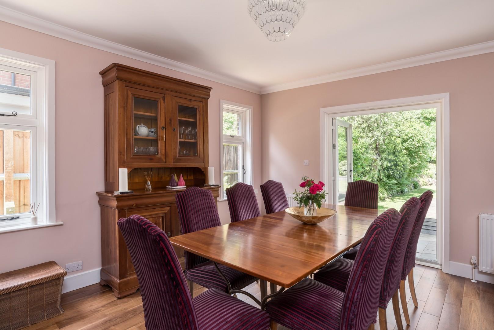 005 4 Ennismore Ave, Guildford 20190522 MH18218 Ed