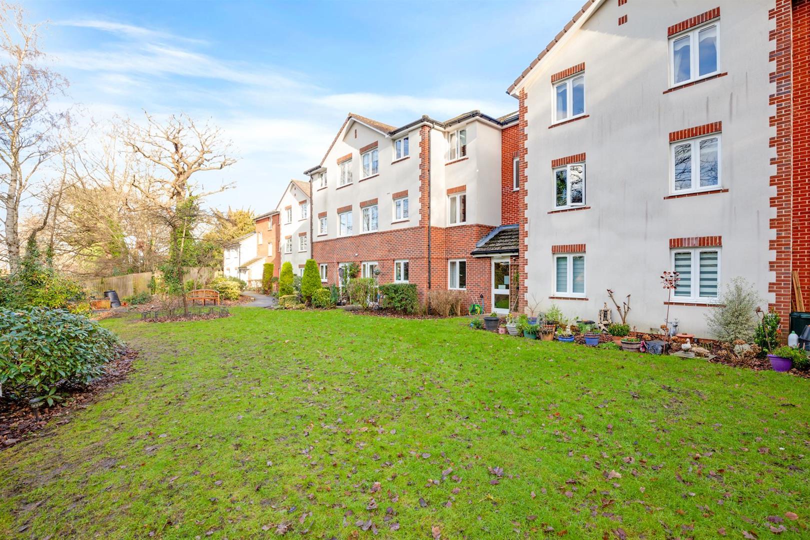 Sanders Court, Junction Road, Warley, Brentwood, CM14 5FG