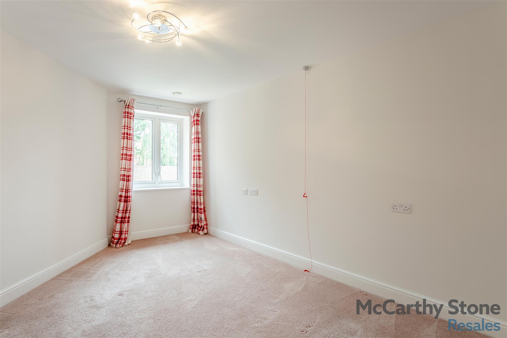 Wardington Court, Welford Rd, Northampton, Northamptonshire NN2 8FR