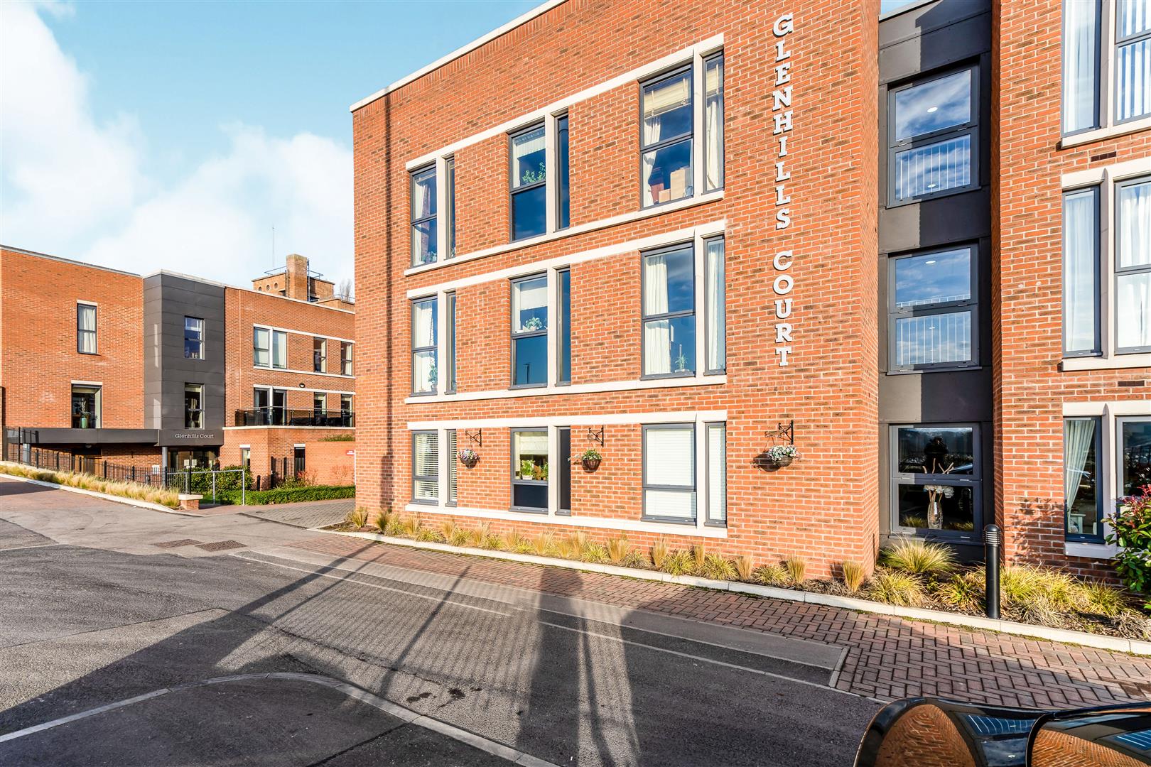 Glenhills Court, Little Glen Road, Glen Parva, Leicester, LE2 9DH