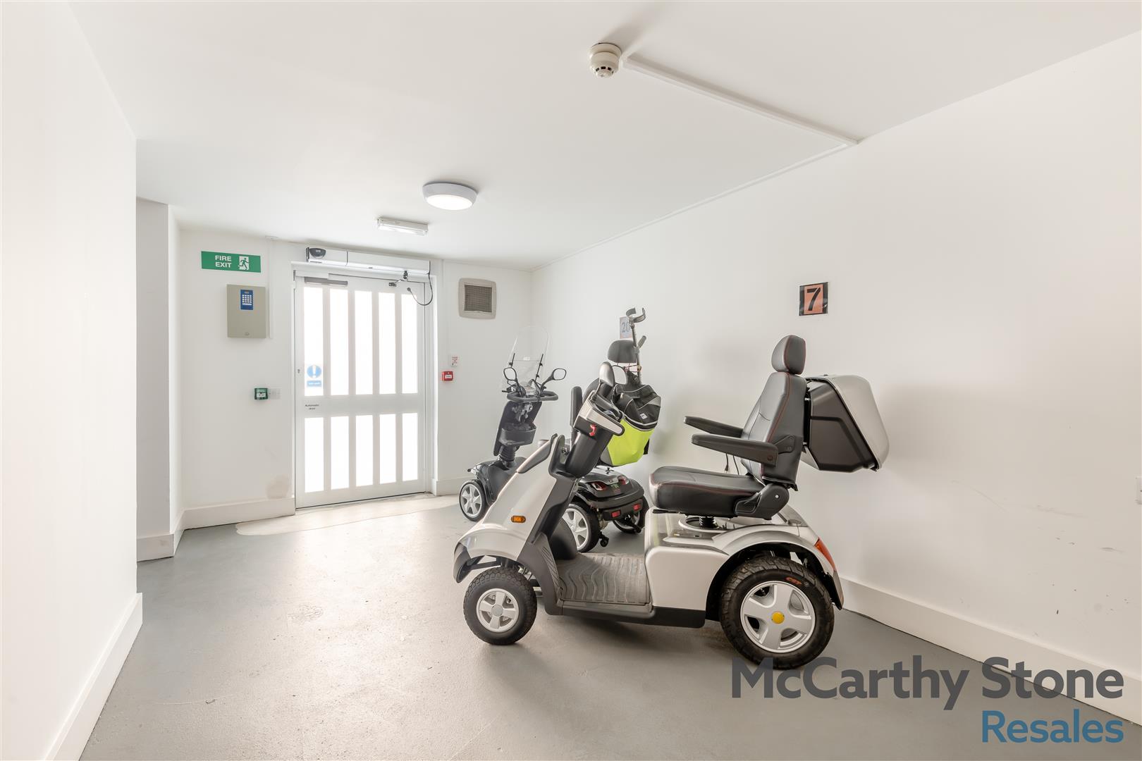 Ridgeway Court, Mutton Hall Hill, Heathfield, TN21 8NB