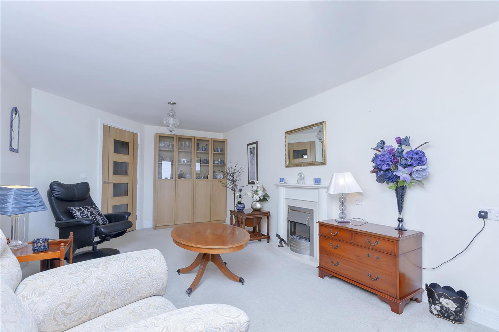 Glenhills Court, Little Glen Road, Glen Parva, Leicester