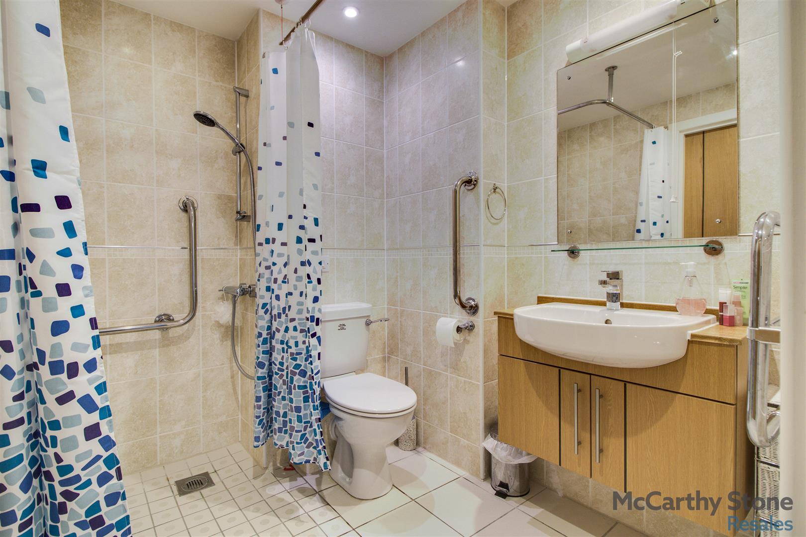 Mandeville Court, Darkes Lane, Potters Bar
