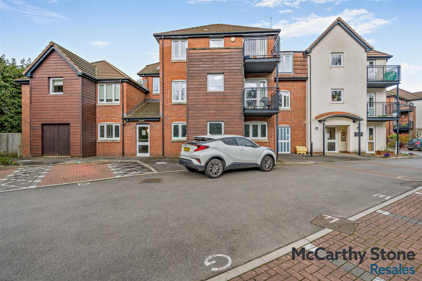 Cherrett Court, Ringwood Road, Ferndown