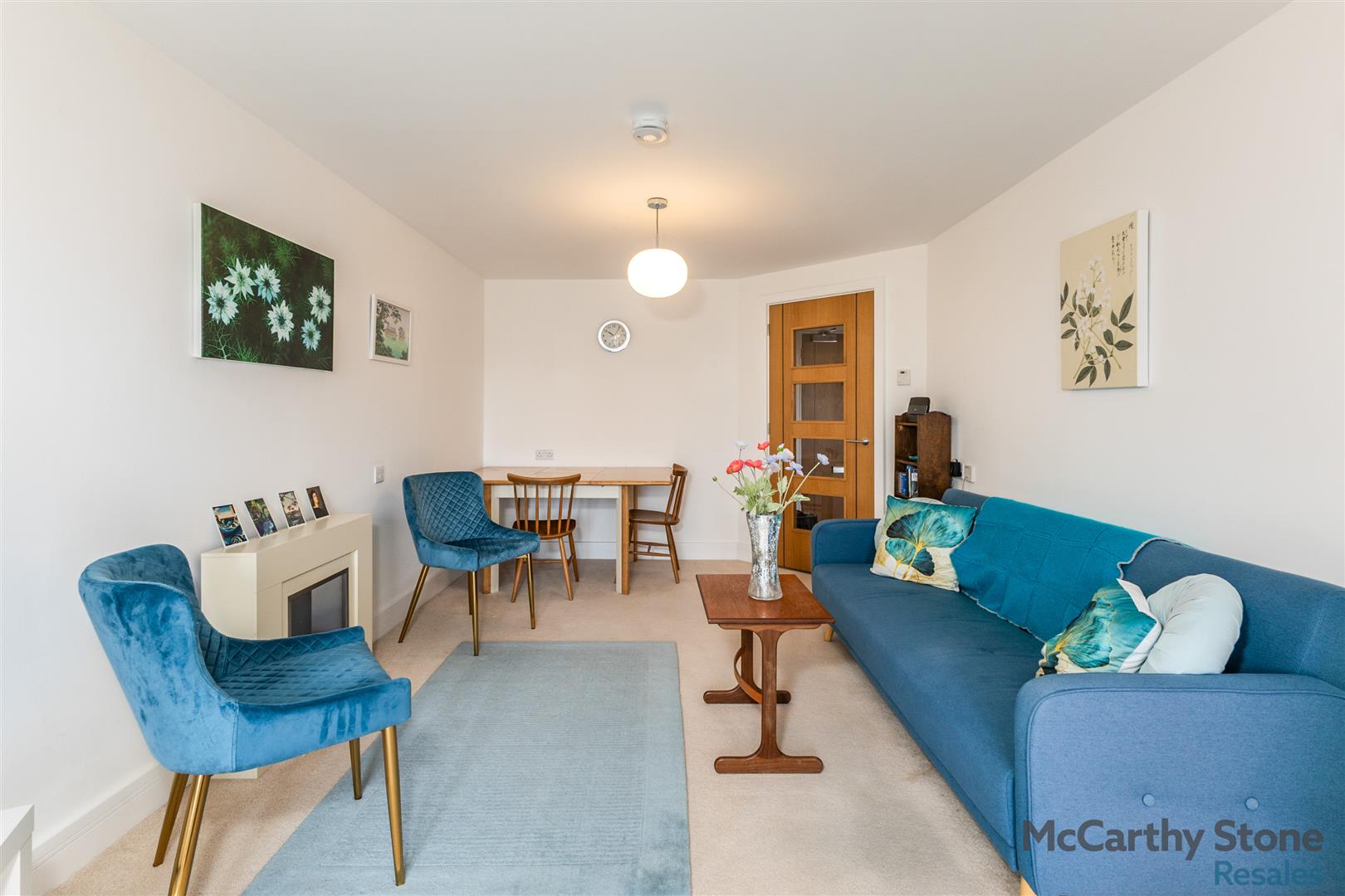 Abbotsmead Place, Caversham, Reading