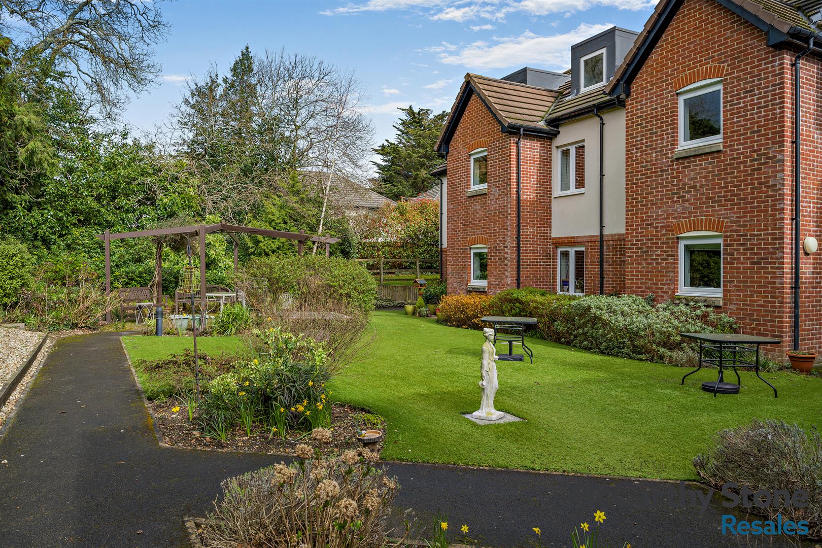 Cherrett Court, Ringwood Road, Ferndown