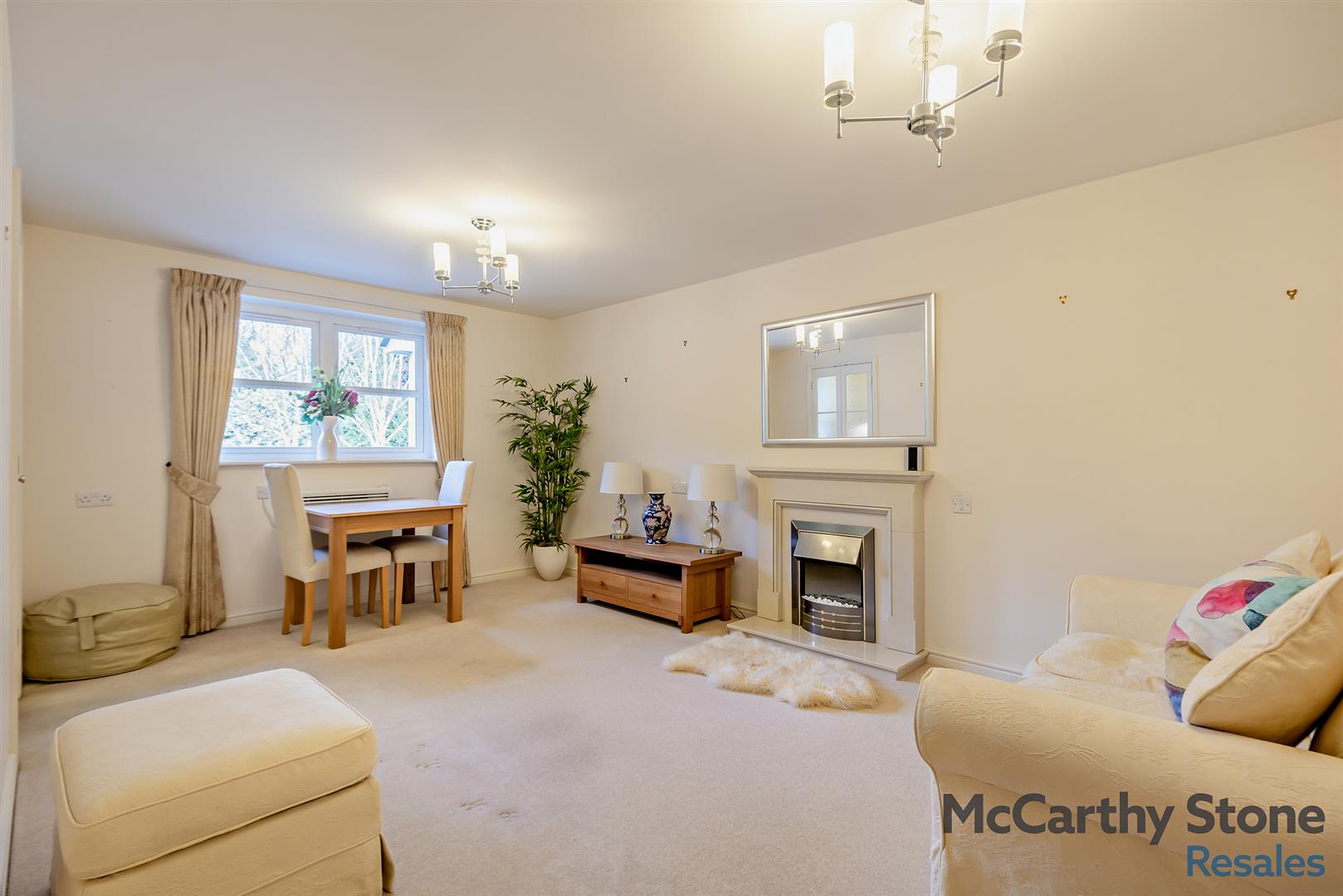 Radford Court, Tower Road, Liphook, GU30 7GR