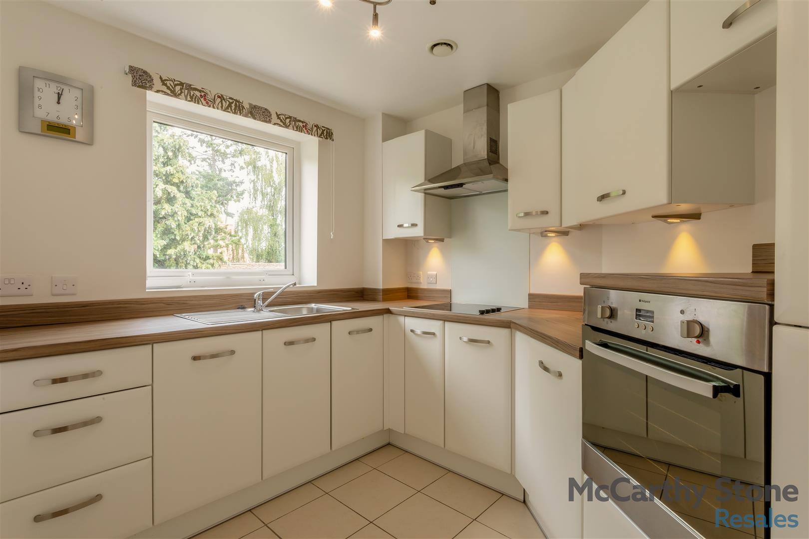 Wardington Court, Welford Rd, Northampton, Northamptonshire NN2 8FR