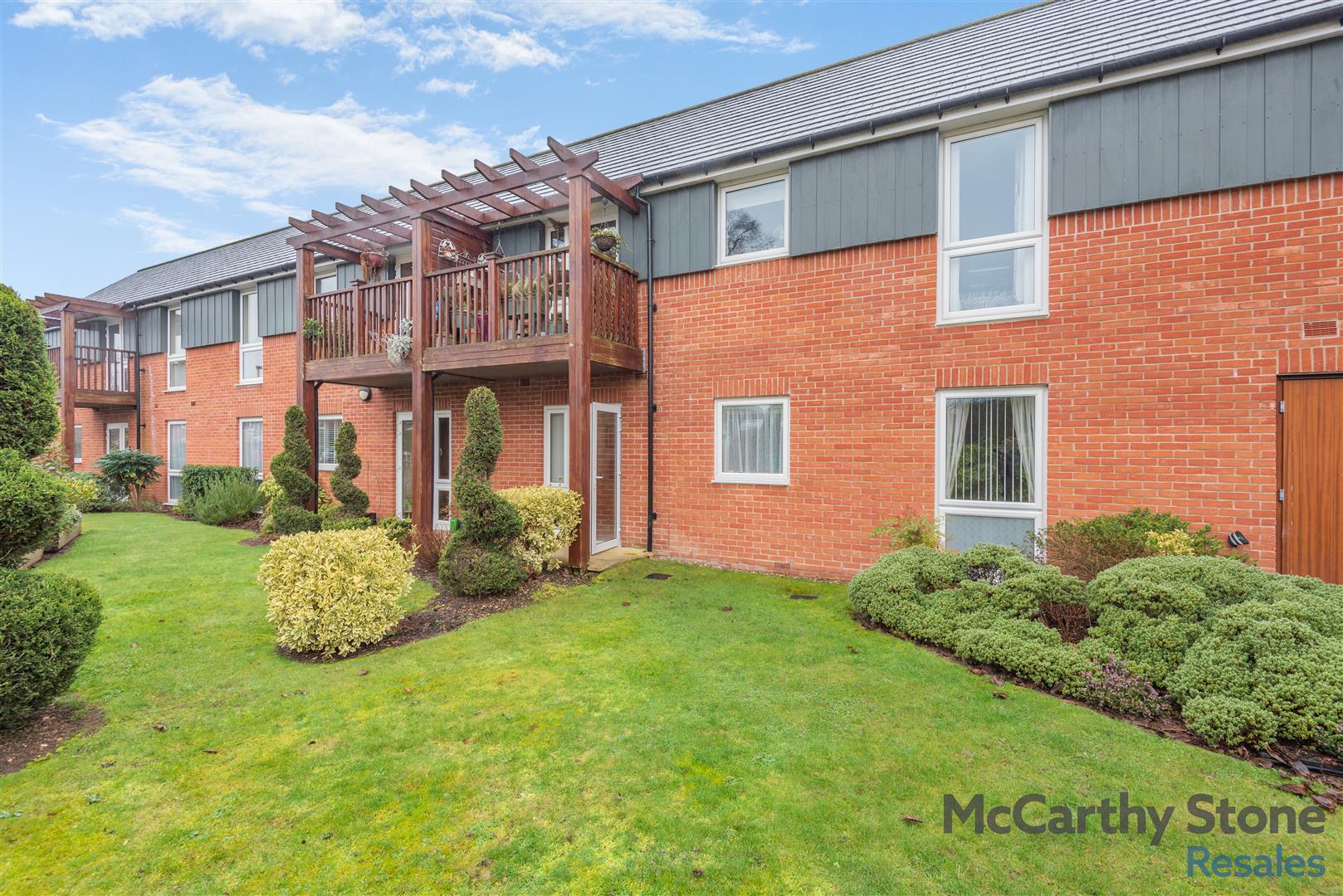 Jackson Place, Fields Park Drive, Alcester, Warwickshire, B49 6GR