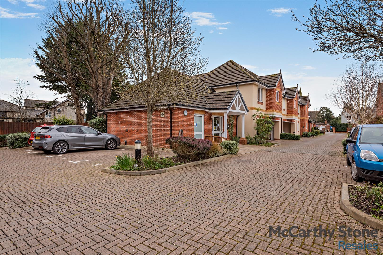 Clover Leaf Court, Ackender Road, Alton