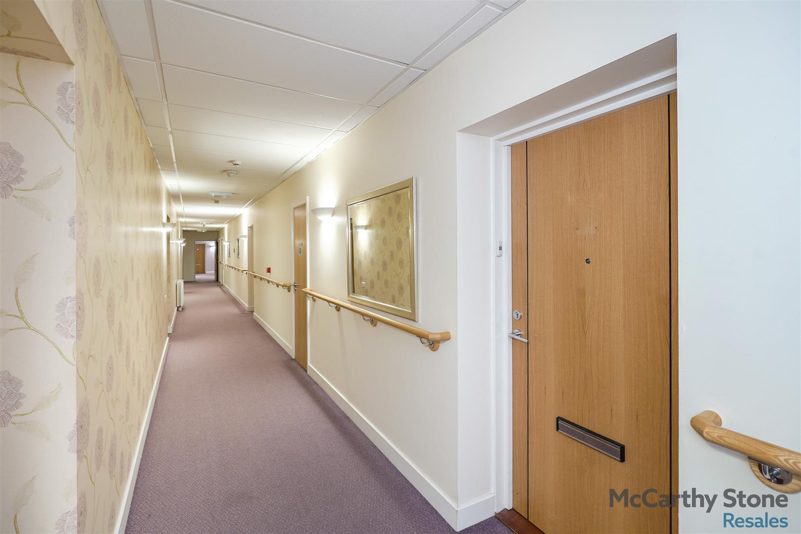 Lyle Court, 25 Barnton Grove, Edinburgh, EH4 6EZ