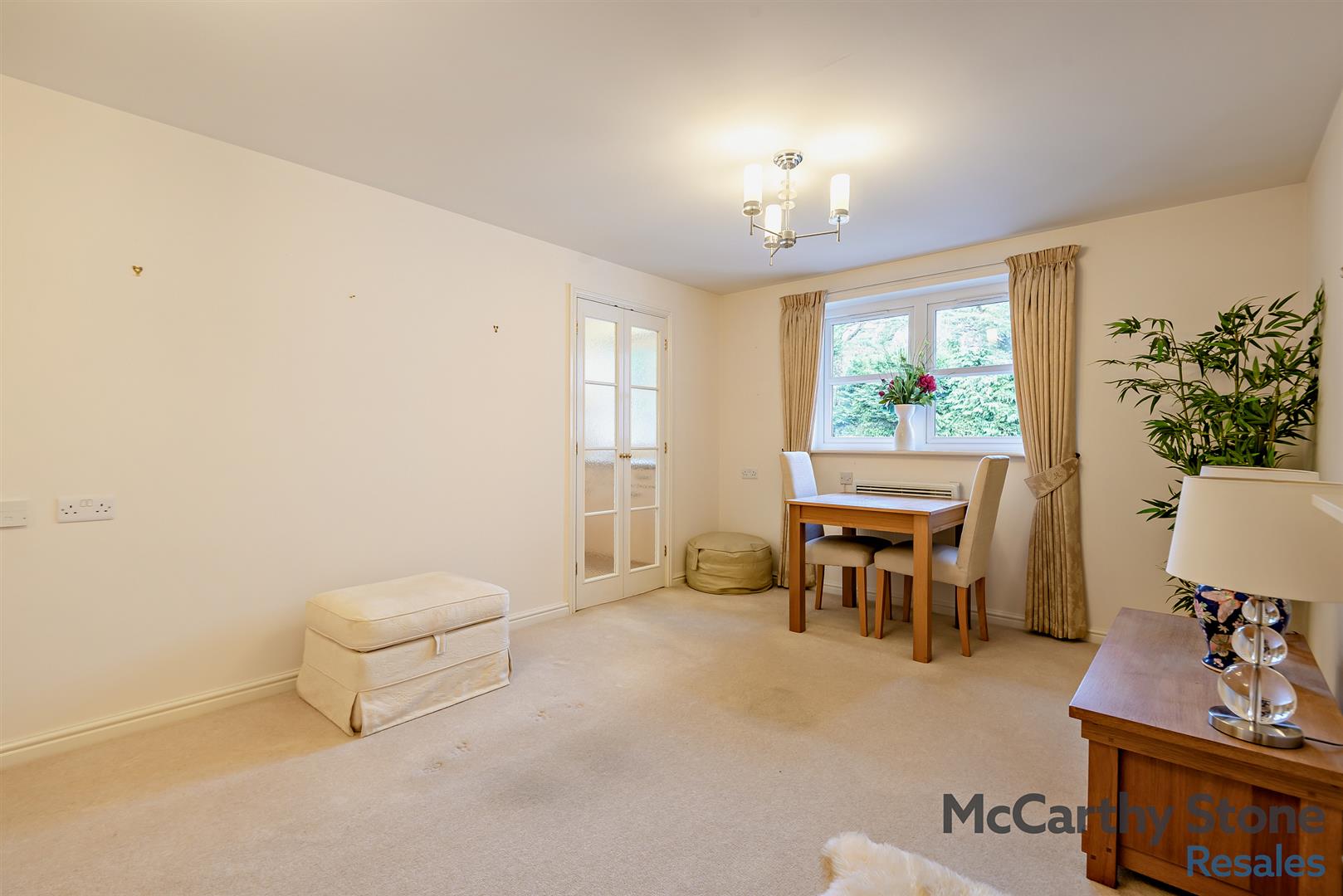 Radford Court, Tower Road, Liphook, GU30 7GR
