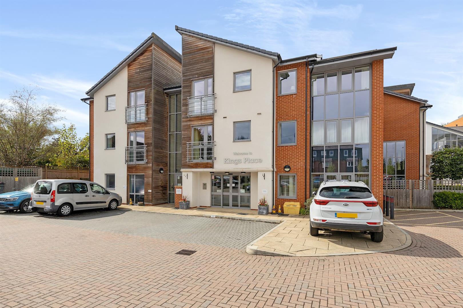 Kings Place, Fleet Road, Fleet