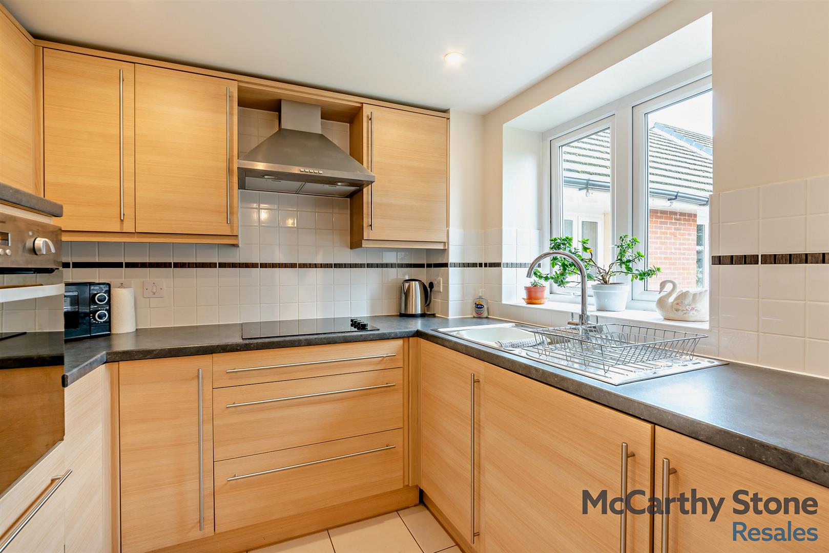 Clover Leaf Court, Ackender Road, Alton