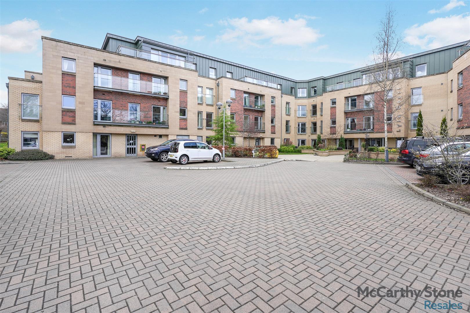 Lyle Court, 25 Barnton Grove, Edinburgh, EH4 6EZ