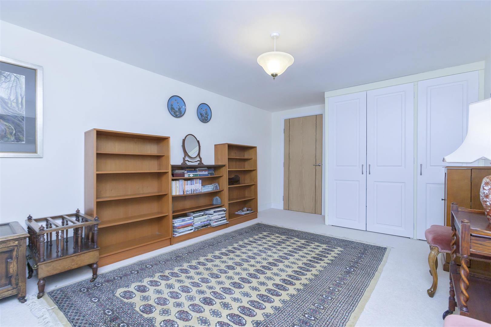 Glenhills Court, Little Glen Road, Glen Parva, Leicester, LE2 9DH