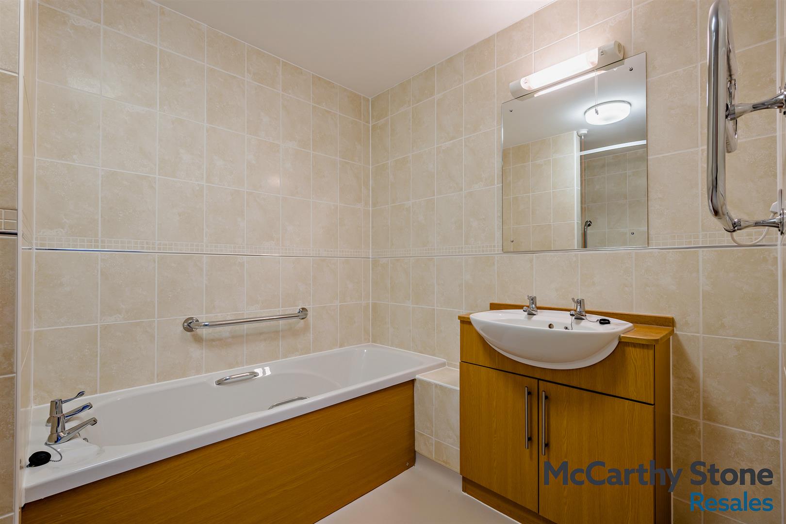 Cherrett Court, Ringwood Road, Ferndown