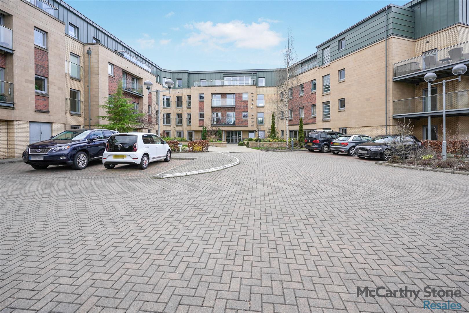 Lyle Court, 25 Barnton Grove, Edinburgh, EH4 6EZ