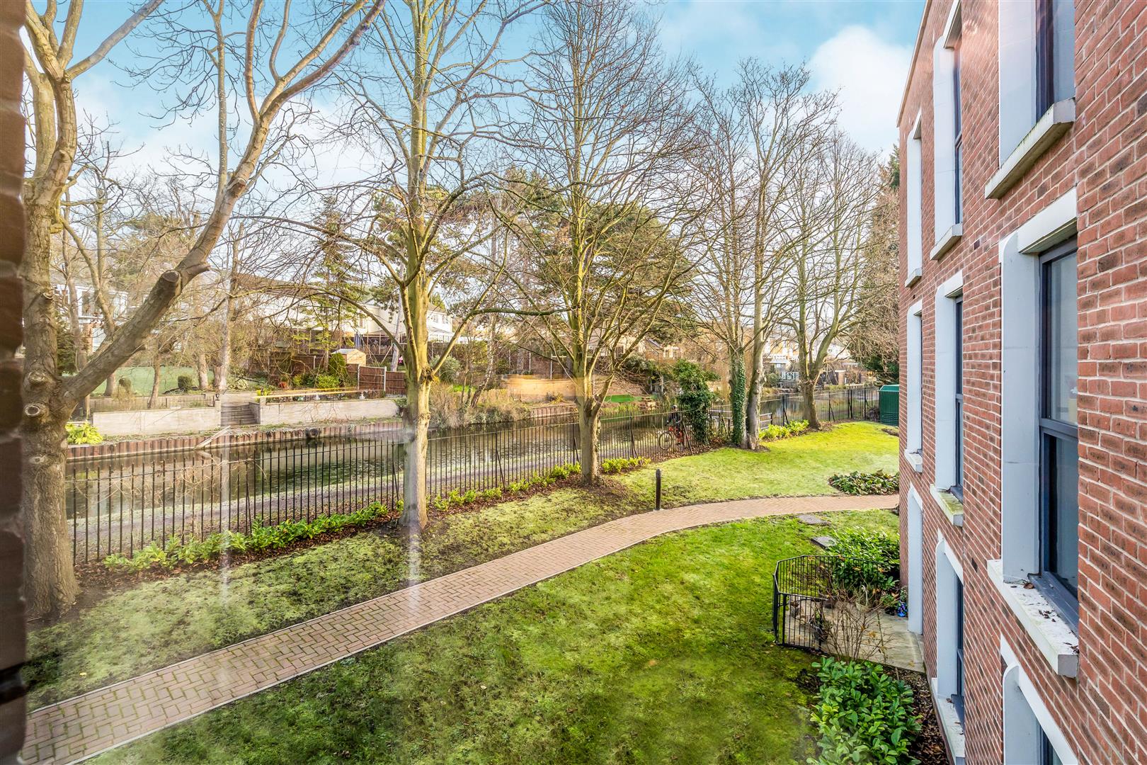 Glenhills Court, Little Glen Road, Glen Parva, Leicester, LE2 9DH