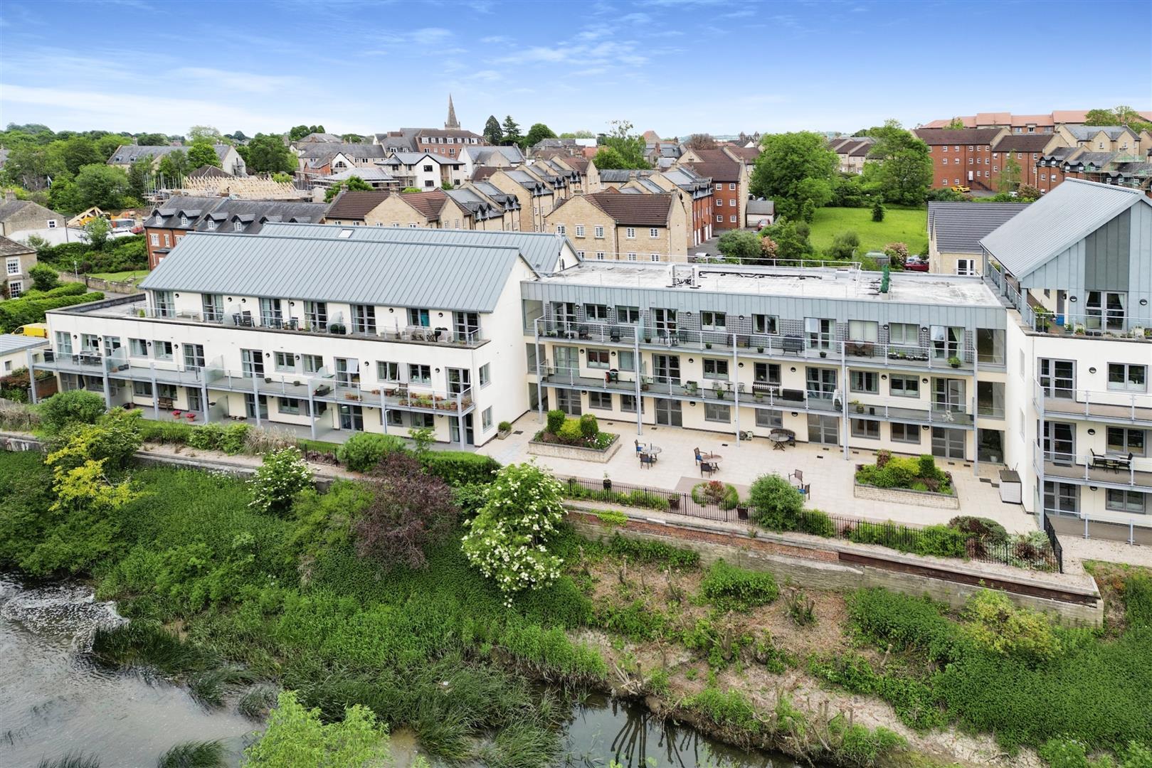 Bowles Court, Westmead Lane, Chippenham