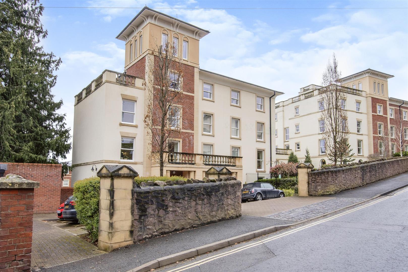 Cartwright Court, 2 Victoria Road, Malvern, WR14 2GE