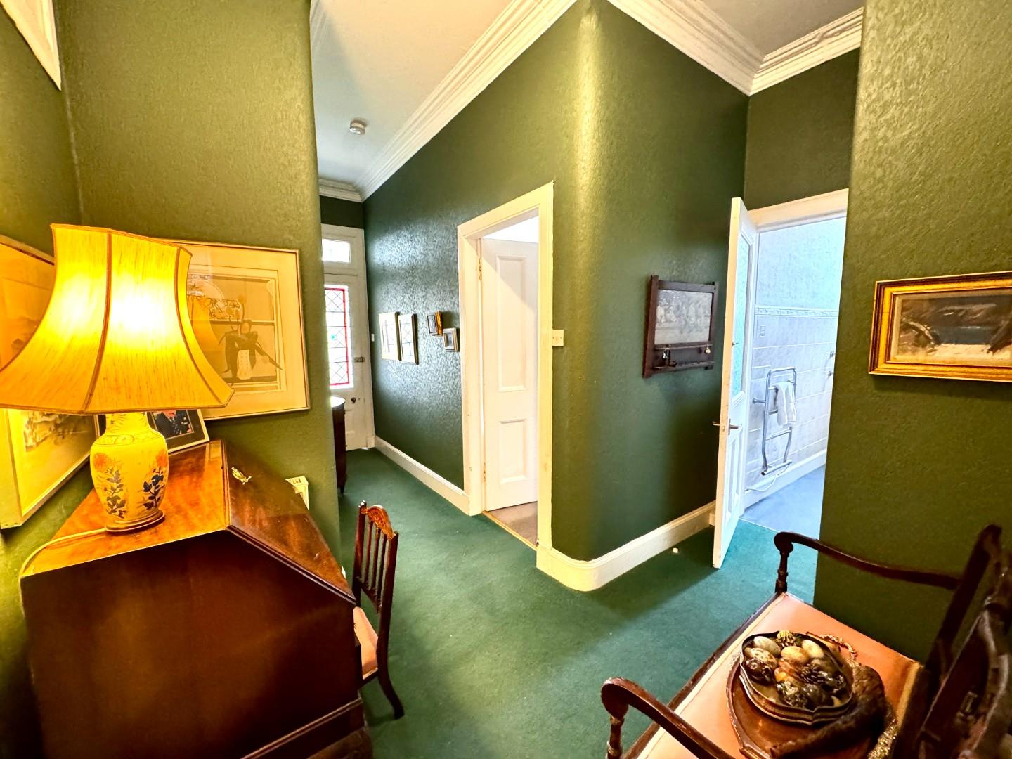 Annick Lodge GL, 19 Marine Parade, Millport