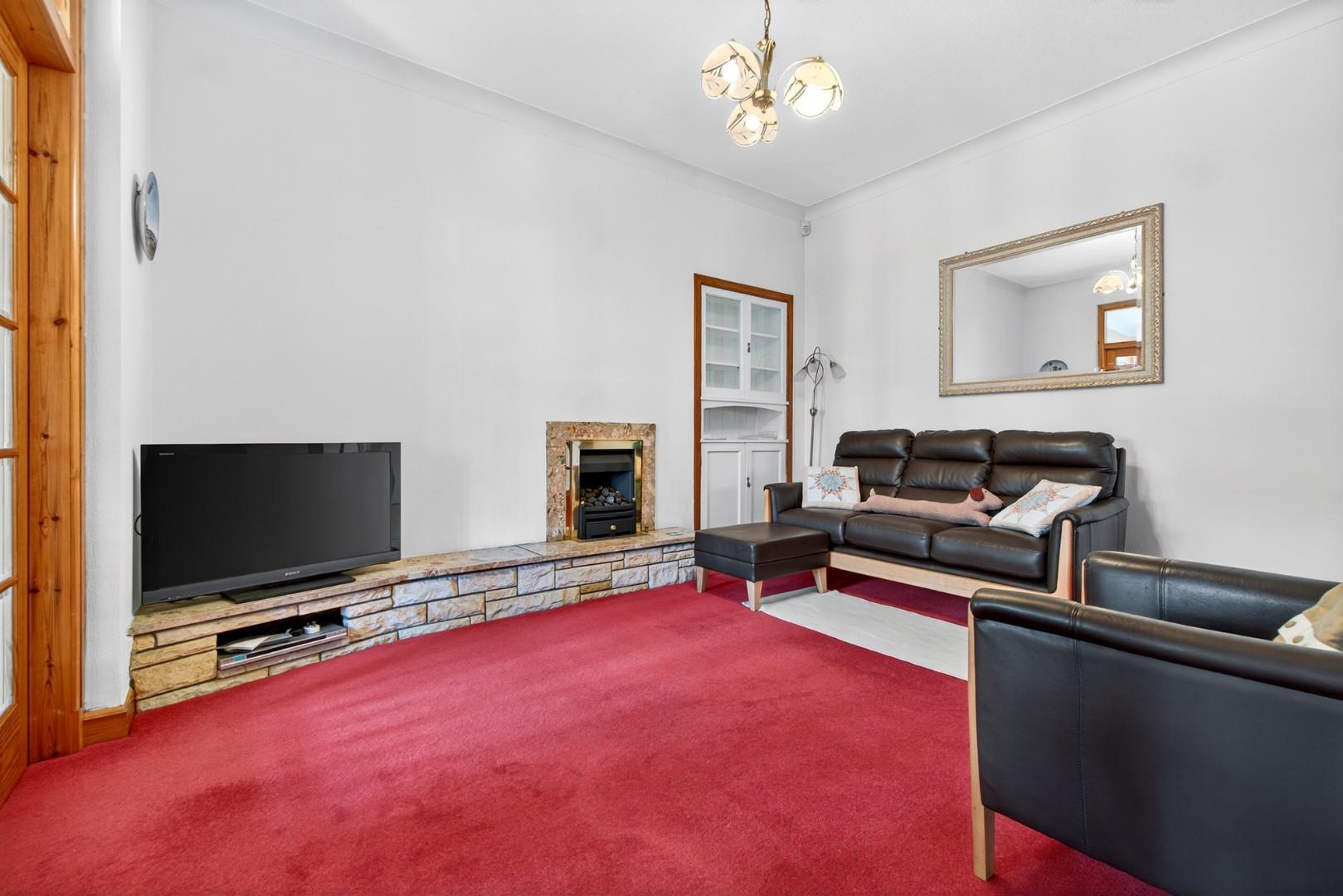 Spalding Drive, Largs