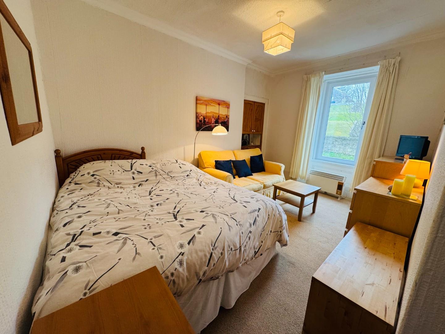 Flat 1R, 18 Howard Street, Millport, Isle Of Cumbrae