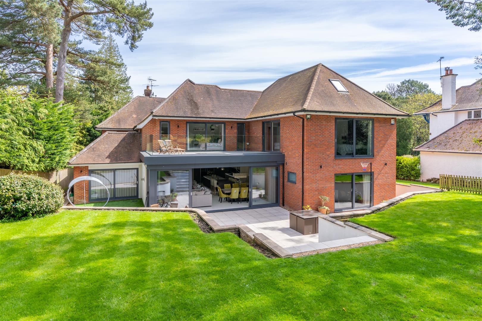 15 Leicester Road