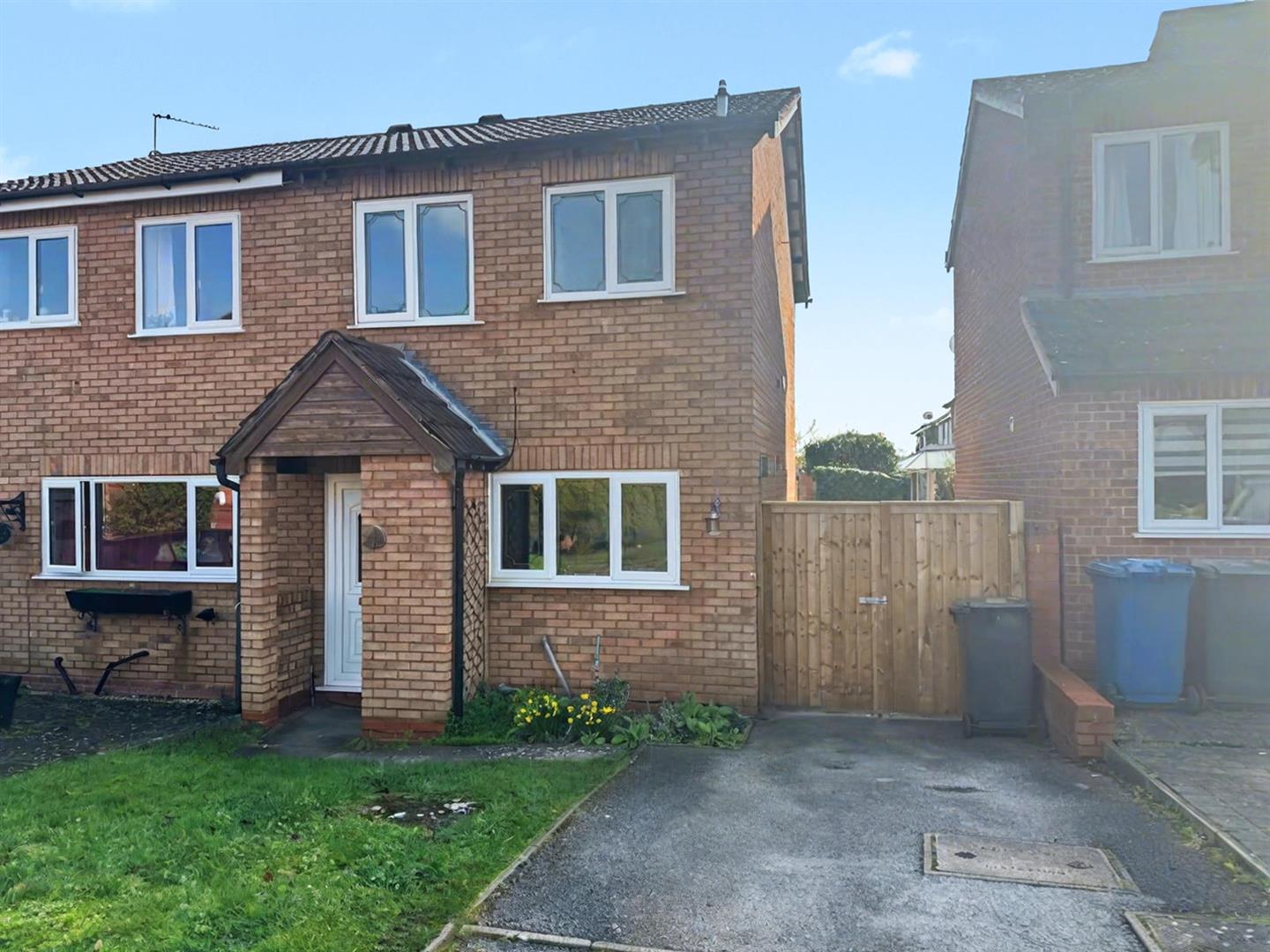 Curlew Close, Lichfield, Staffordshire