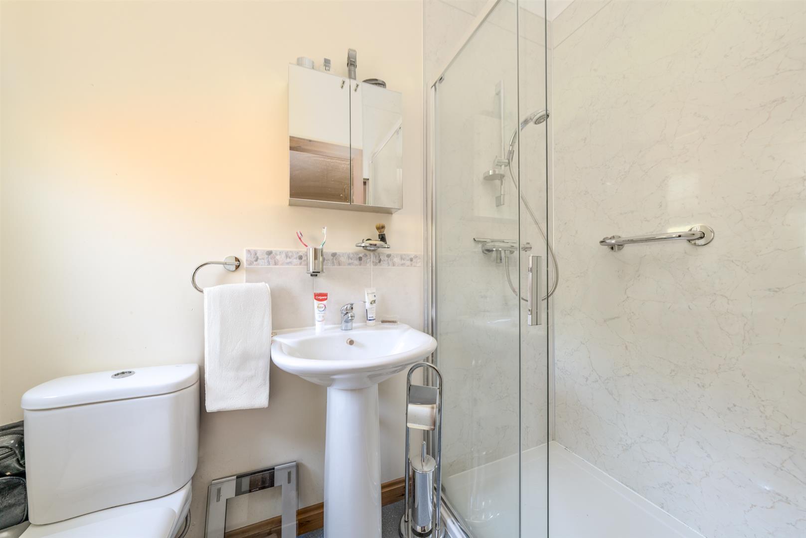 3 Whitlaw Gardens-17
