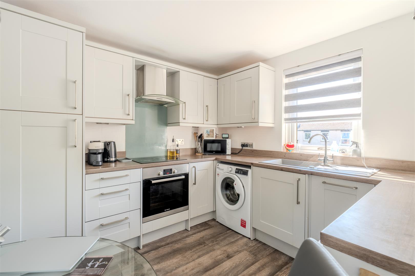 103_Howdenburn_Court-06