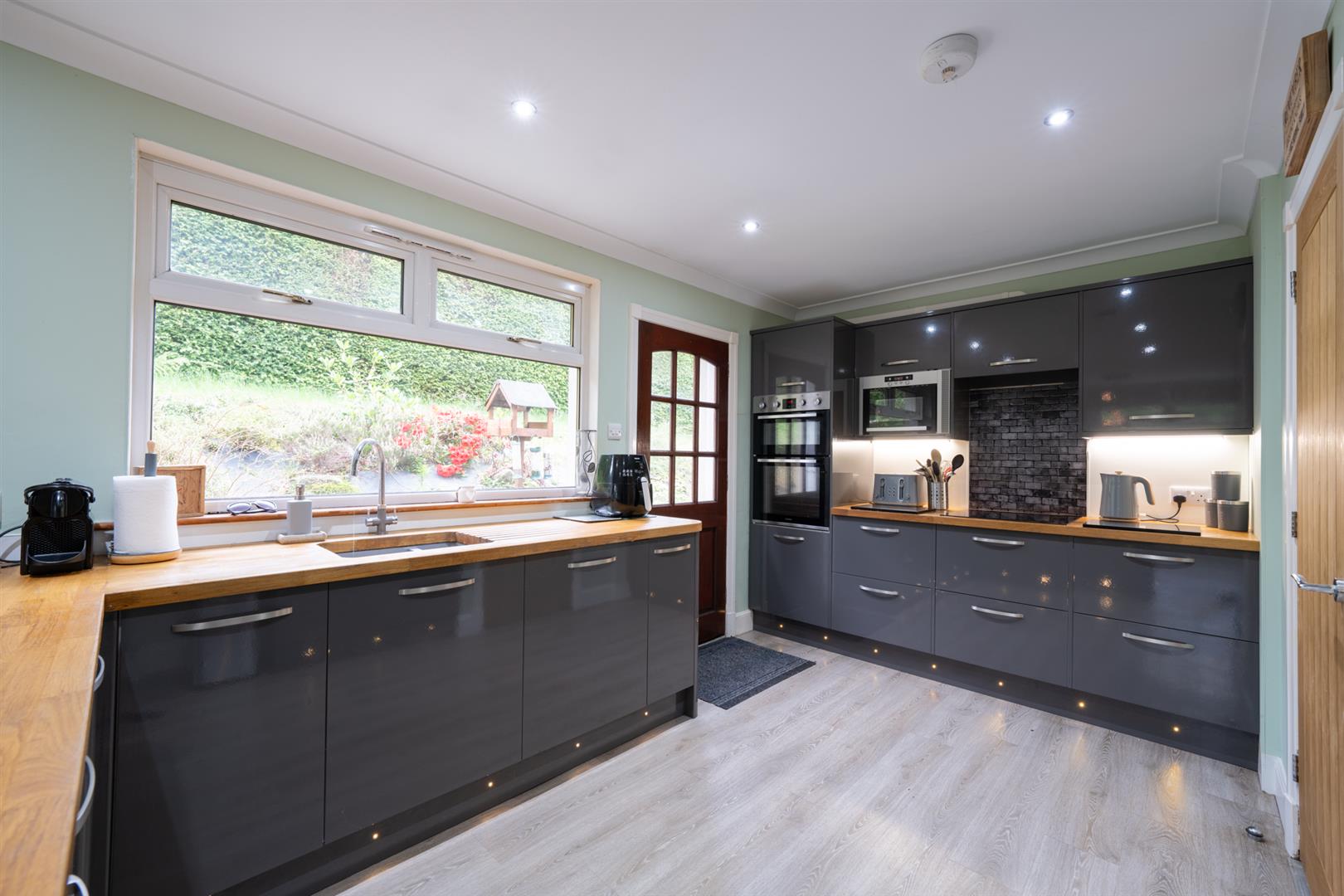 Orchard_Brae_Friars-09