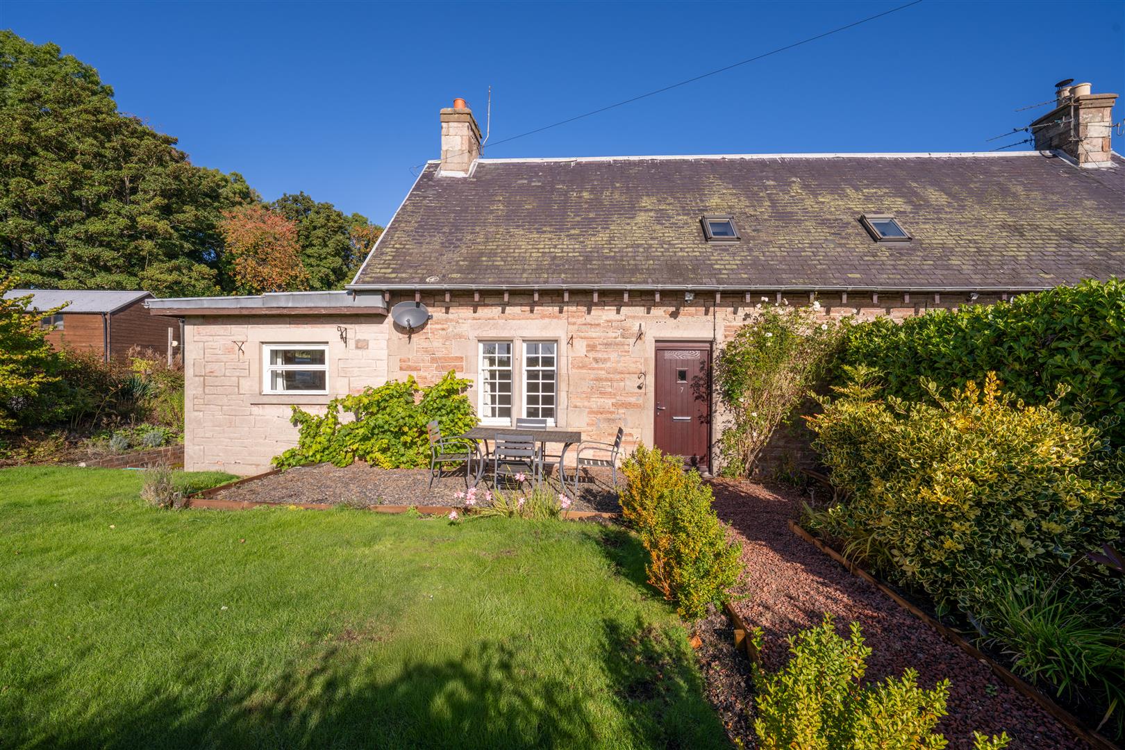 7 Bonjedward Cottages-14