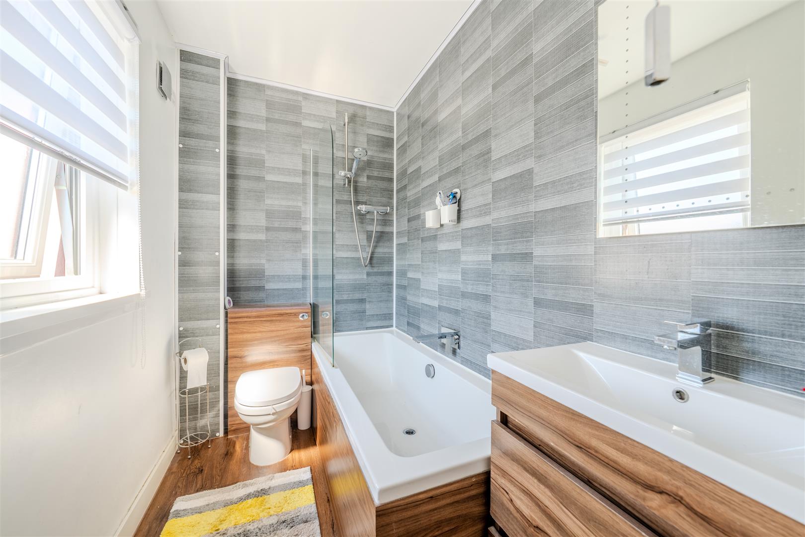 103_Howdenburn_Court-11