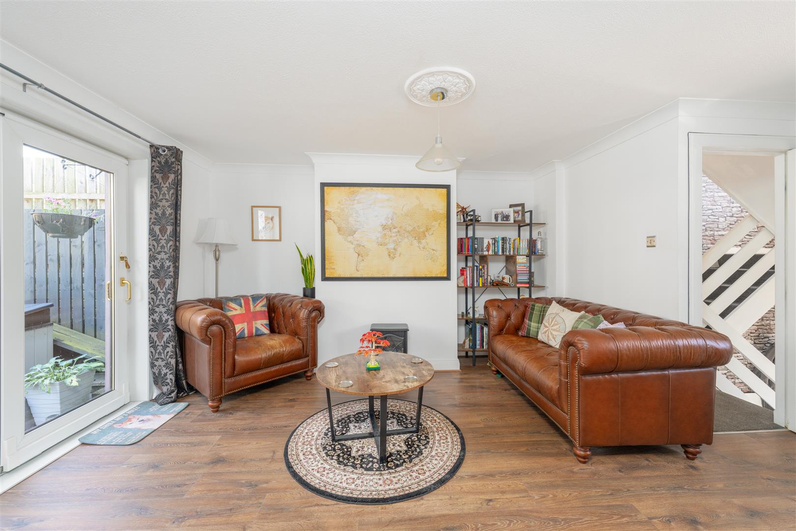 103_Howdenburn_Court-05