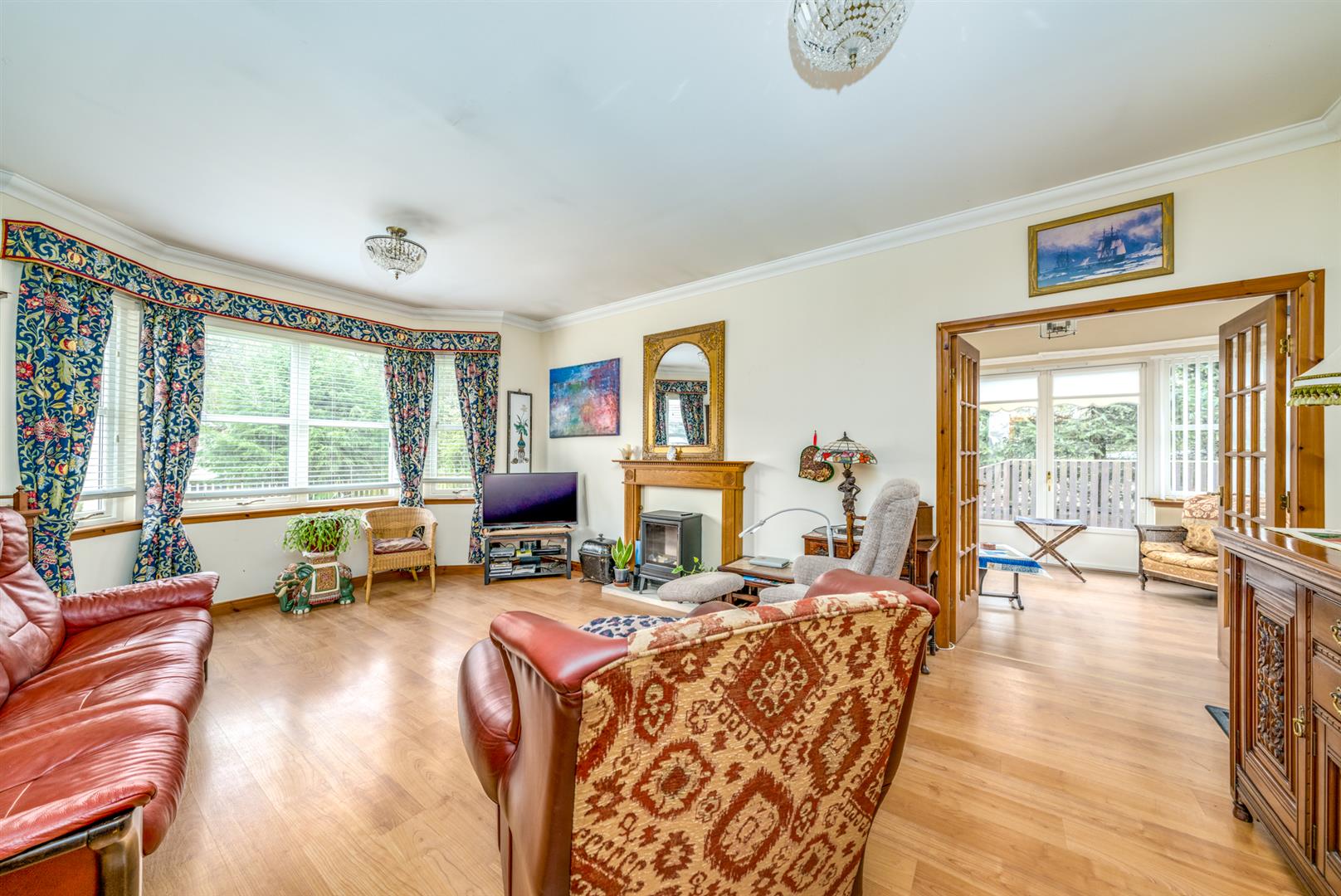 3 Whitlaw Gardens-05
