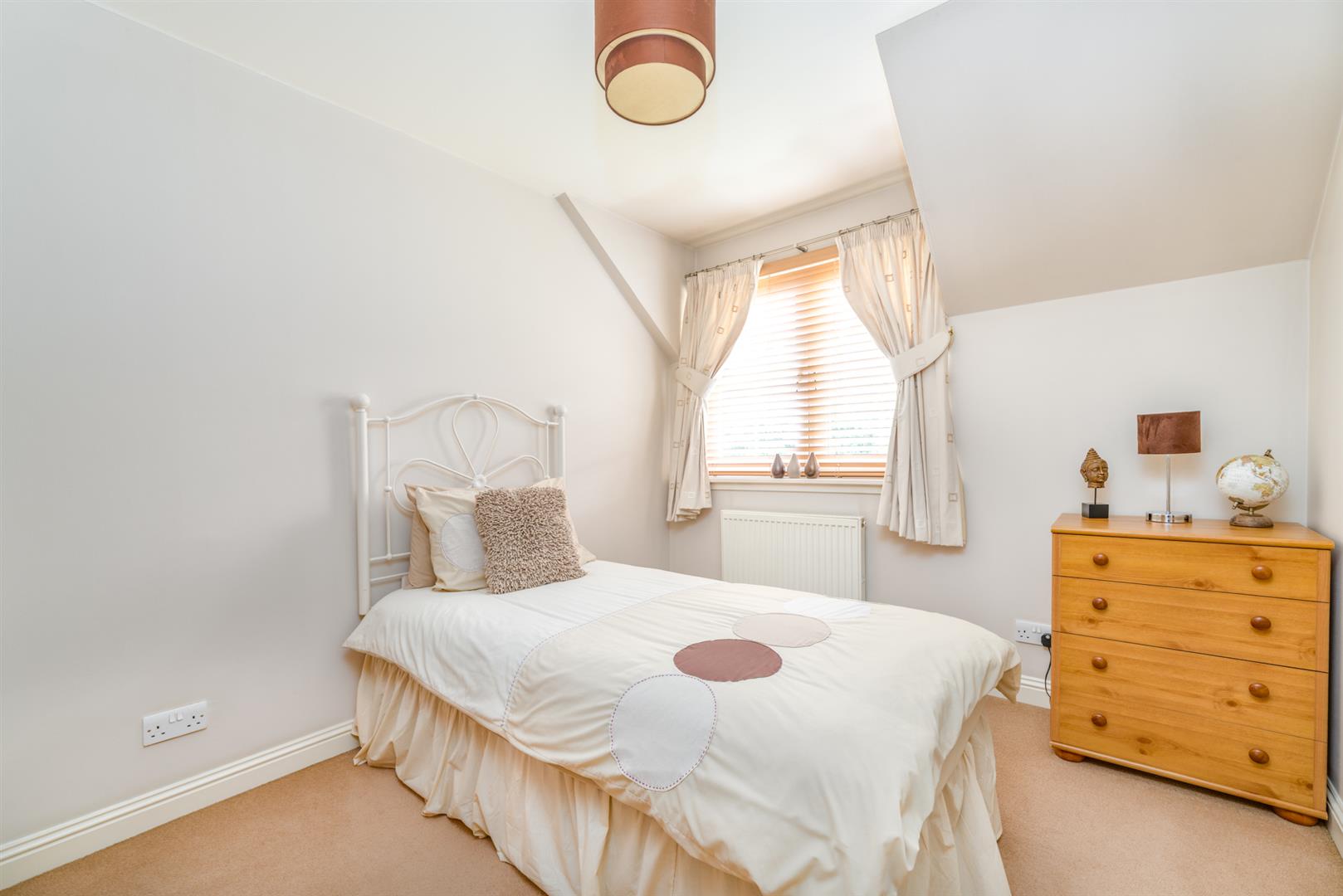 4_alder_avenue_jedburgh-18