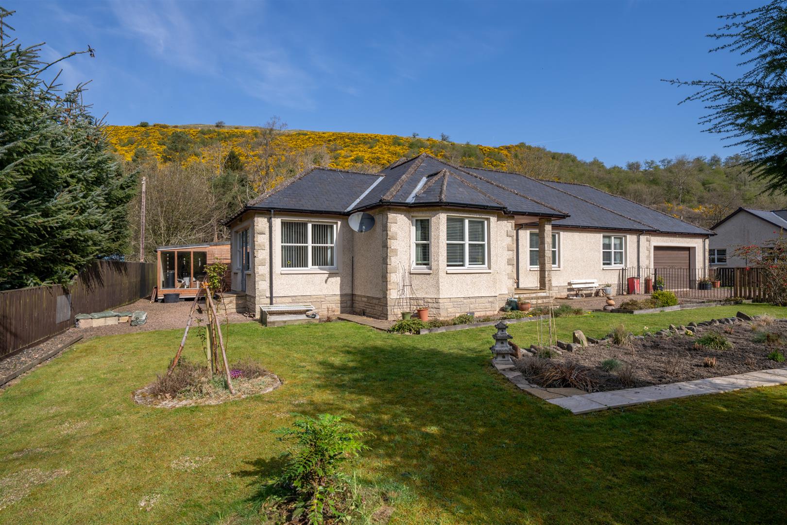 3 Whitlaw Gardens-33