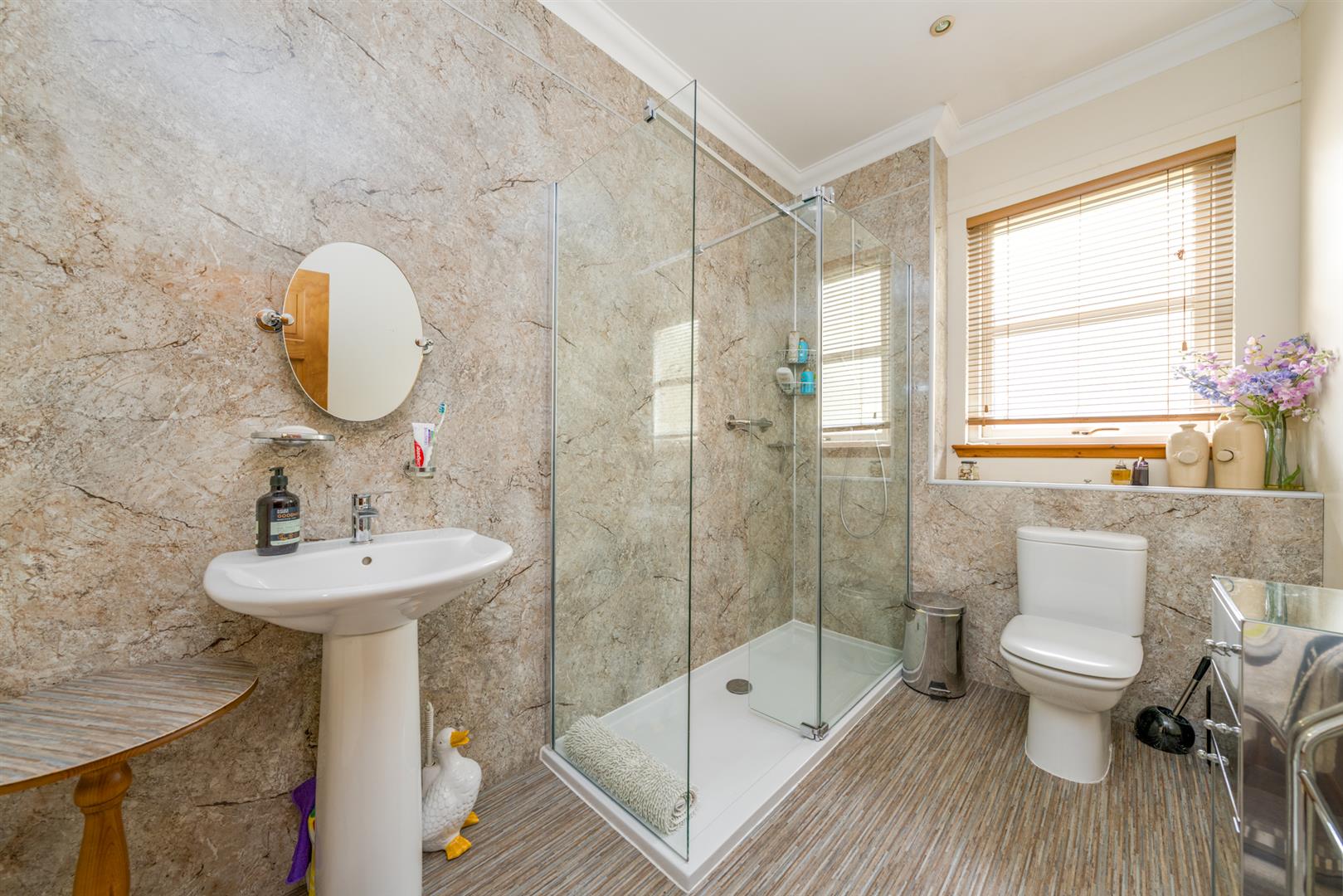 3 Whitlaw Gardens-23