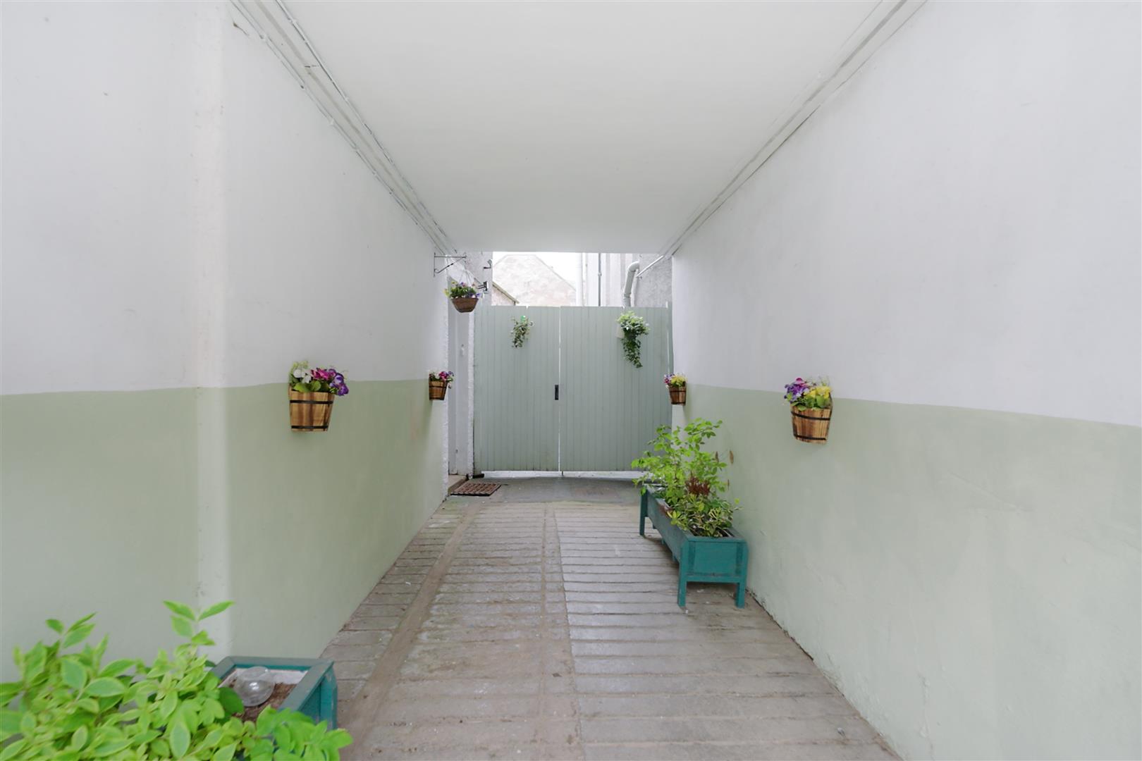 10a_canongate-10