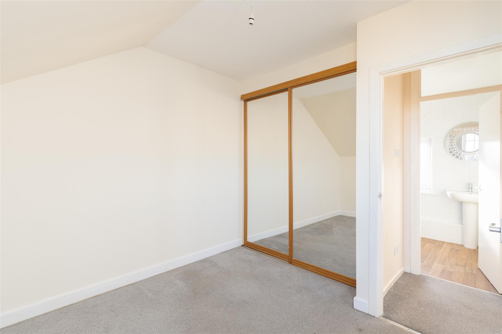 13_2_The_Square_Kelso-12