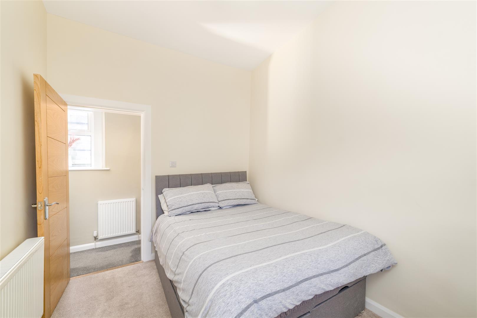 beech_tent_lane_cottage-11